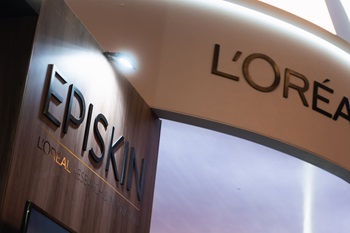 WC13 RIO Episkin Booth close up